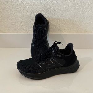 All black new balance shoes